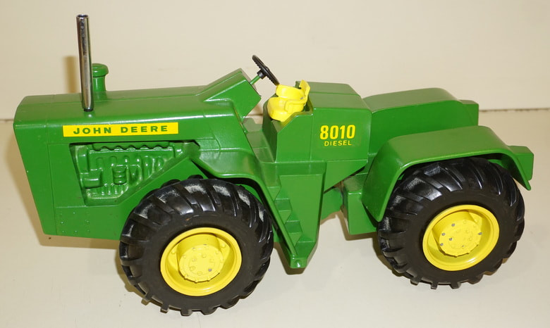 1/64 ERTL farm toy custom John deere 8010 4wd tractor w/ rubber Duals free ship! 